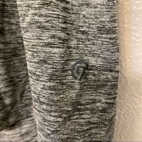 Champion women’s activewear athletic gray cross back workout tank size M/L - Picture 11 of 11